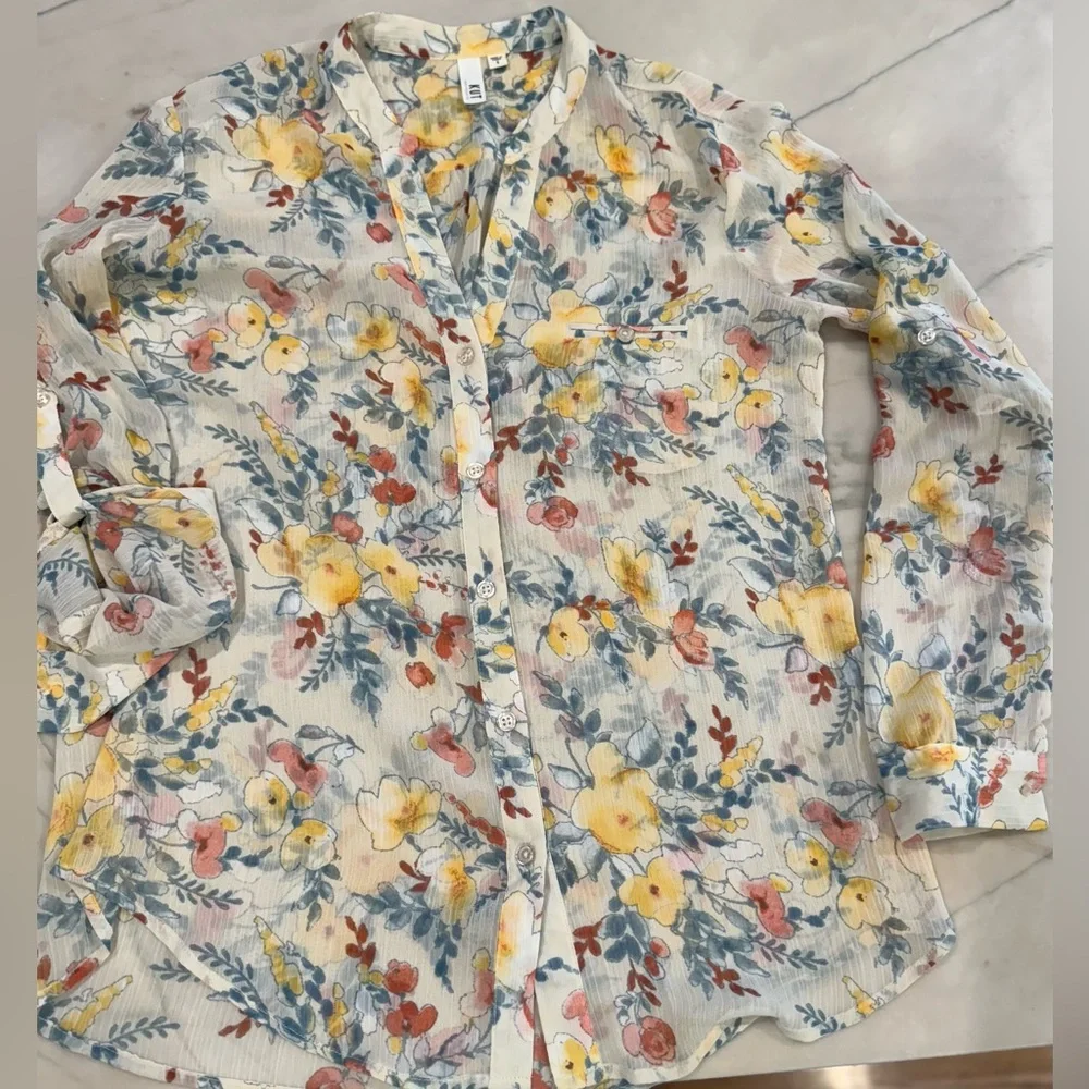 Kut from the Kloth Jasmine sheer floral blouse Sz S - Picture 3 of 12